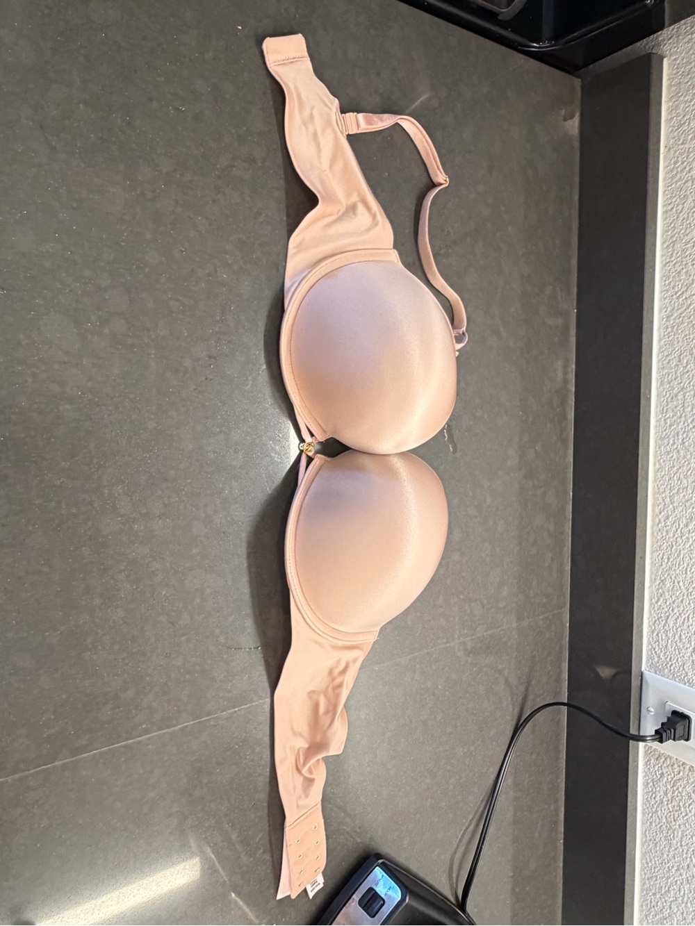 Victoria's Secret Light Pink T-Shirt Bra new never worn